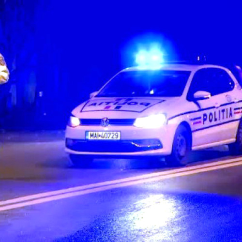 Sofer sancționat pe DN 66 pentru neacordarea priorității unei autospeciale