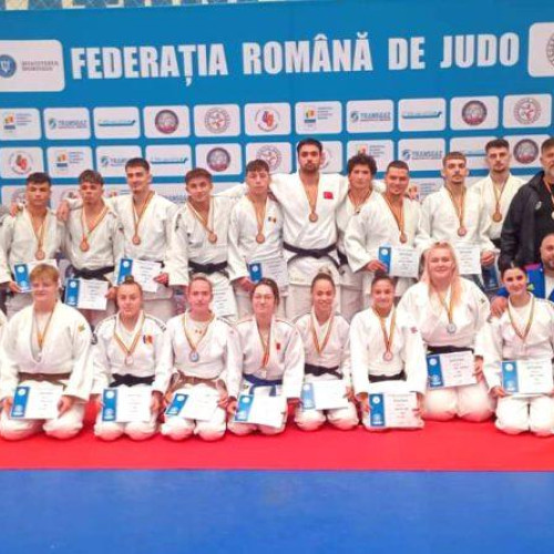 Sportivii de la SCM Deva strălucesc la Campionatul Național de Judo