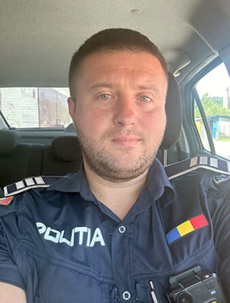 Polițistul Sebastian Boboc, înjunghiat în timpul intervenției la spitalul din Lupeni
