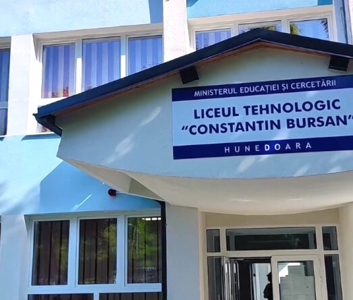 Hunedoara: liceul tehnologic Constantin Bursan, reabilitat prin finanțare europeană de aproape 5 milioane de euro