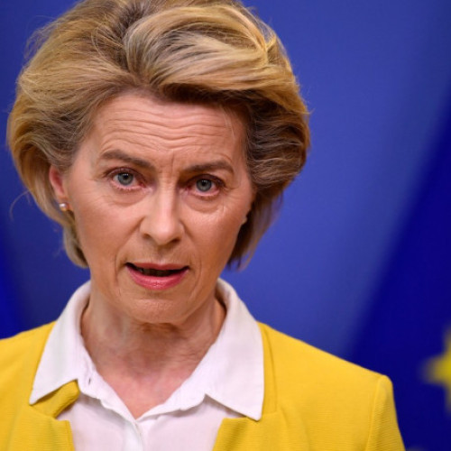 Parlamentul European va dezbate două moțiuni de cenzură împotriva Ursulei von der Leyen în octombrie