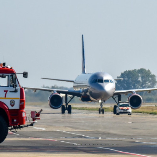 Trei aeroporturi din Moscova închise temporar după atacuri cu drone ucrainene