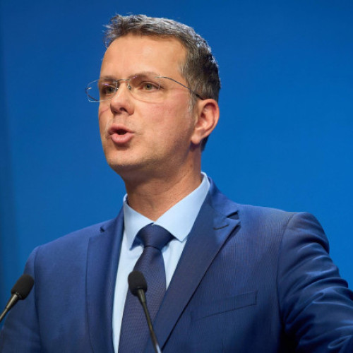 Moșteanu susține intrarea Oanei Gheorghiu în politică și reacțiile critice față de Trump