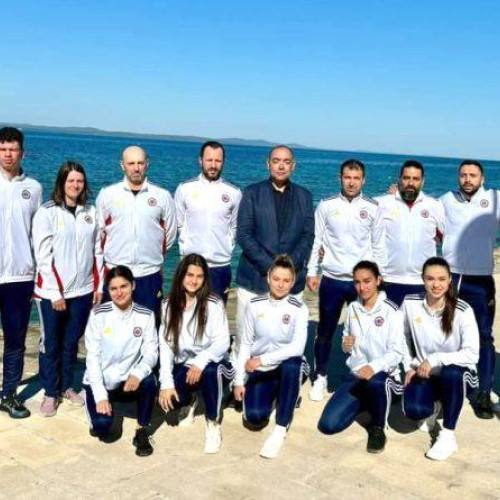 KARATE TRADIŢIONAL. Câmpionatul European de Karate EKF și Para Karate: Performanțe remarcabile ale karateka-urilor noștri în Croația, Campionatul European. Miruna Mălăuță din Petroșani obține medalie de bronz și locul 5. Maria Coman și Petru Comănescu în apropierea podiumului.