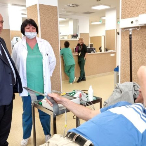 ADR Vest: Impresionantă modernizarea și extinderea Unității de Primiri Urgențe Deva - O investiție majoră și o reușită în Regiunea Vest! CJ Hunedoara a oferit standarde înalte pentru actul medical și admirație pentru personalul spitalului. Încă o dovadă de bune practici!