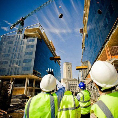 Eliminarea facilităților fiscale din construcții, undă verde pentru emigrarea angajaților din domeniu